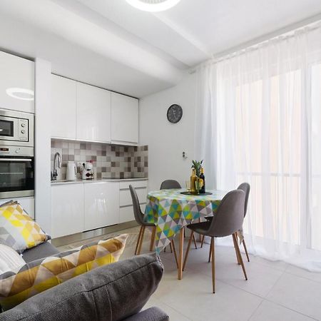 Ferienwohnung Amarillo Soleado Torrevieja Exterior foto