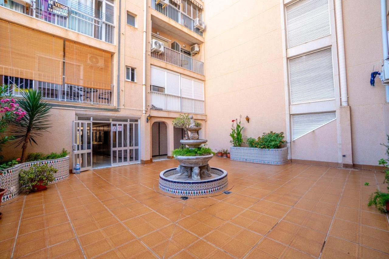 Ferienwohnung Amarillo Soleado Torrevieja Exterior foto