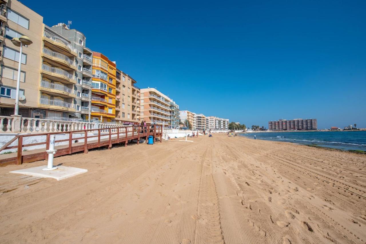 Ferienwohnung Amarillo Soleado Torrevieja Exterior foto
